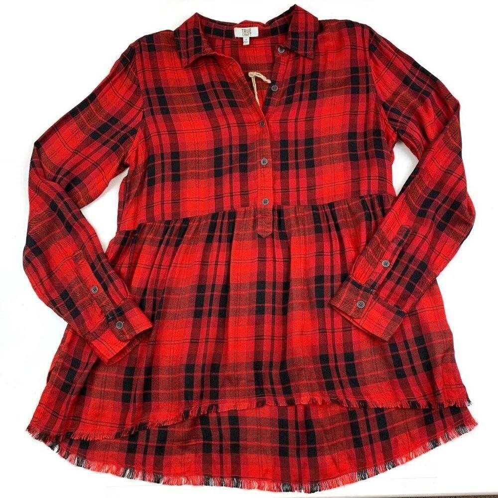 True Craft Red and Black Plaid Hi/Lo 1/2 Button Down Shirt With Raw Peplum Hem M